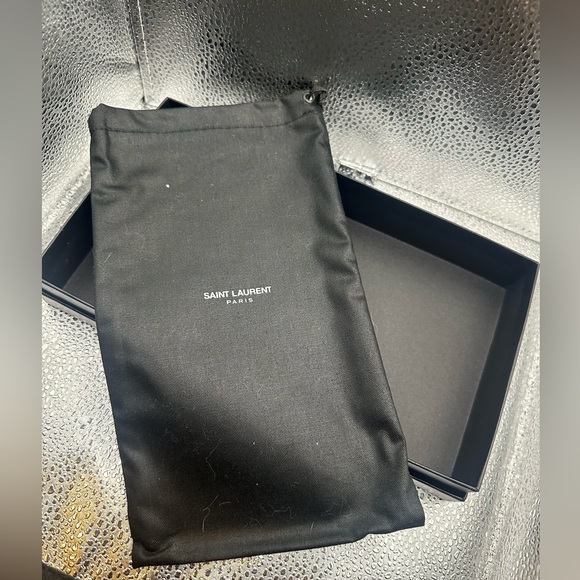 Preloved Red YSL Zippy Wallet with Box and Dust Bag - Picture 2 of 11